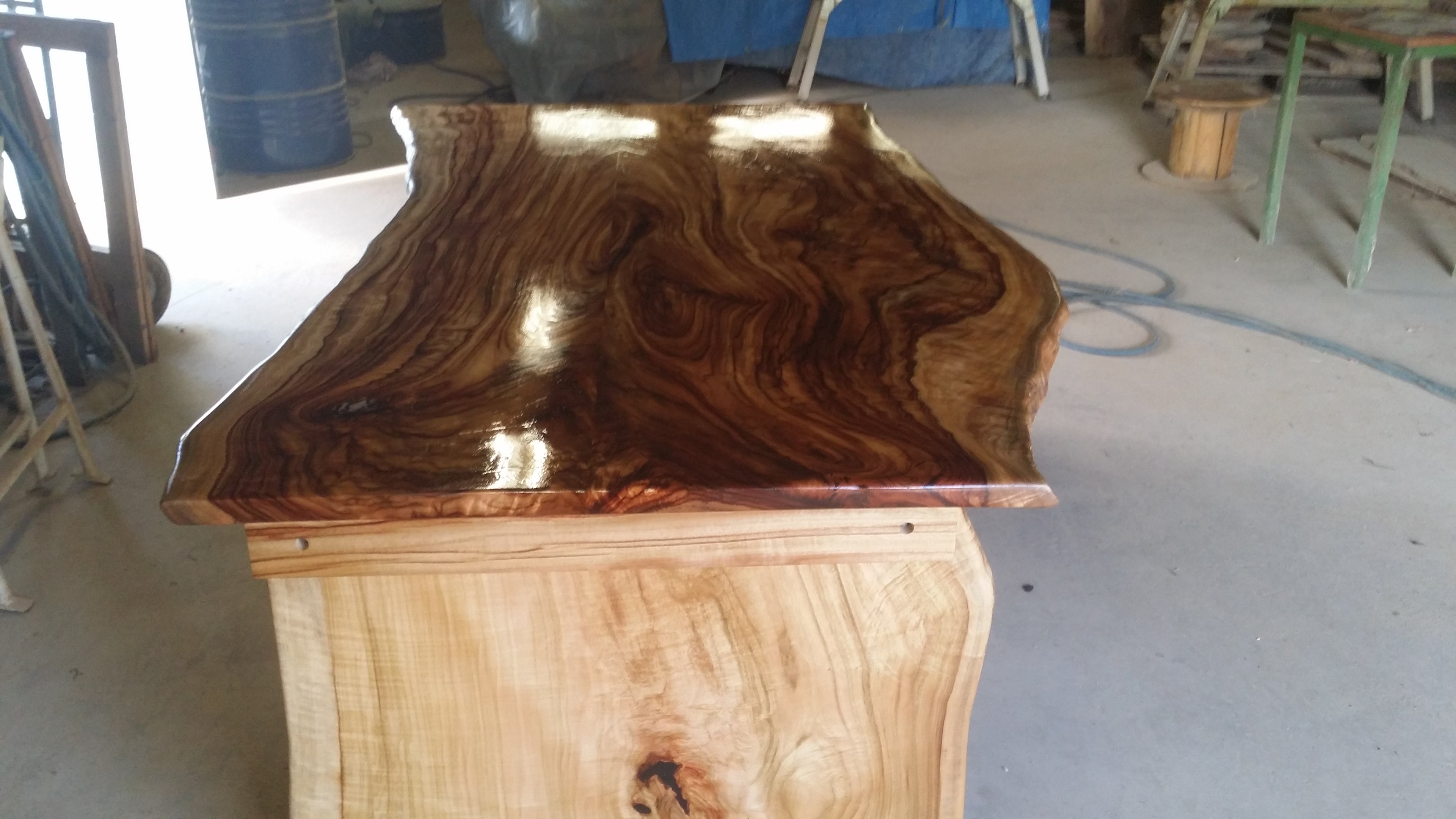 Camphor Laurel Tables