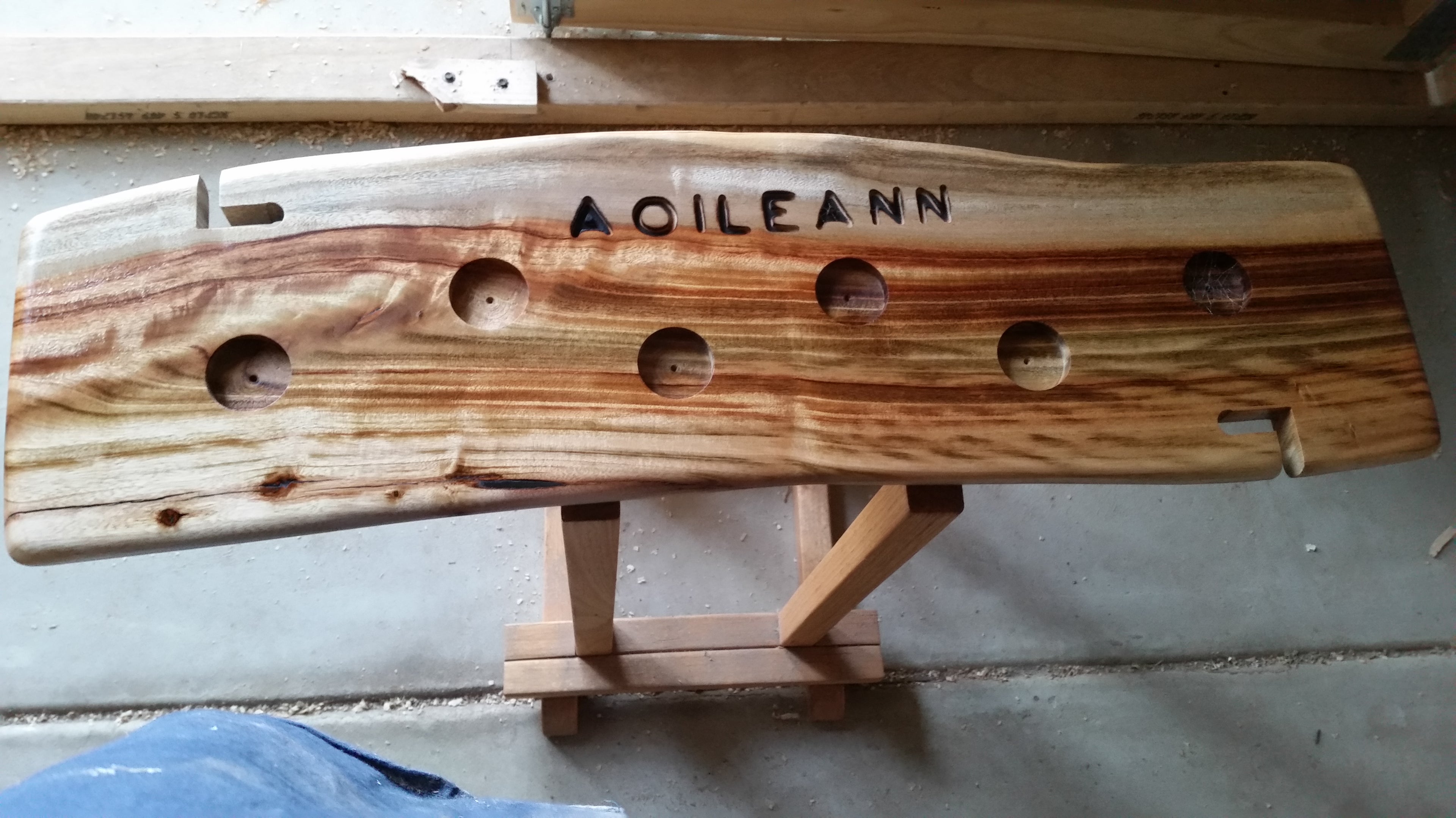 Camphor Laurel Bath Caddy